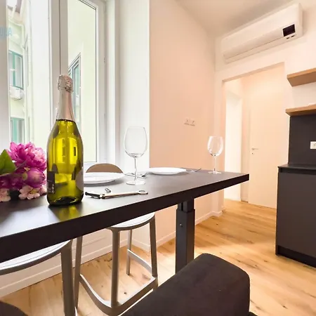 Apartman Imbriani 2b Tirabora Short Rent *