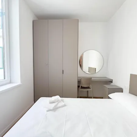 Apartment Imbriani 2b Tirabora Short Rent